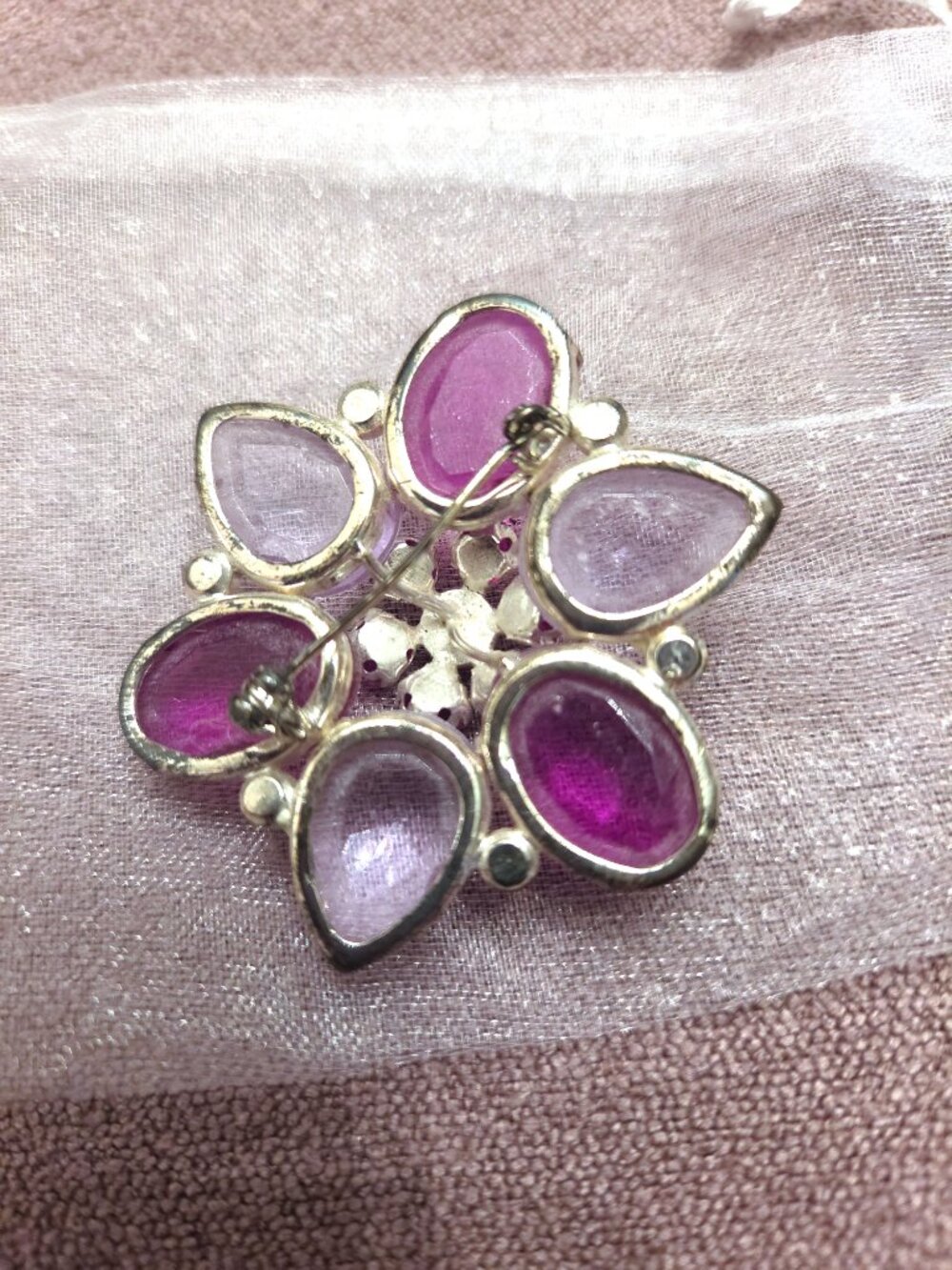 Vintage Silver Tone Orchid Purple Glass Crystal Flower Brooch Rhinestone Accent - Picture 3 of 4